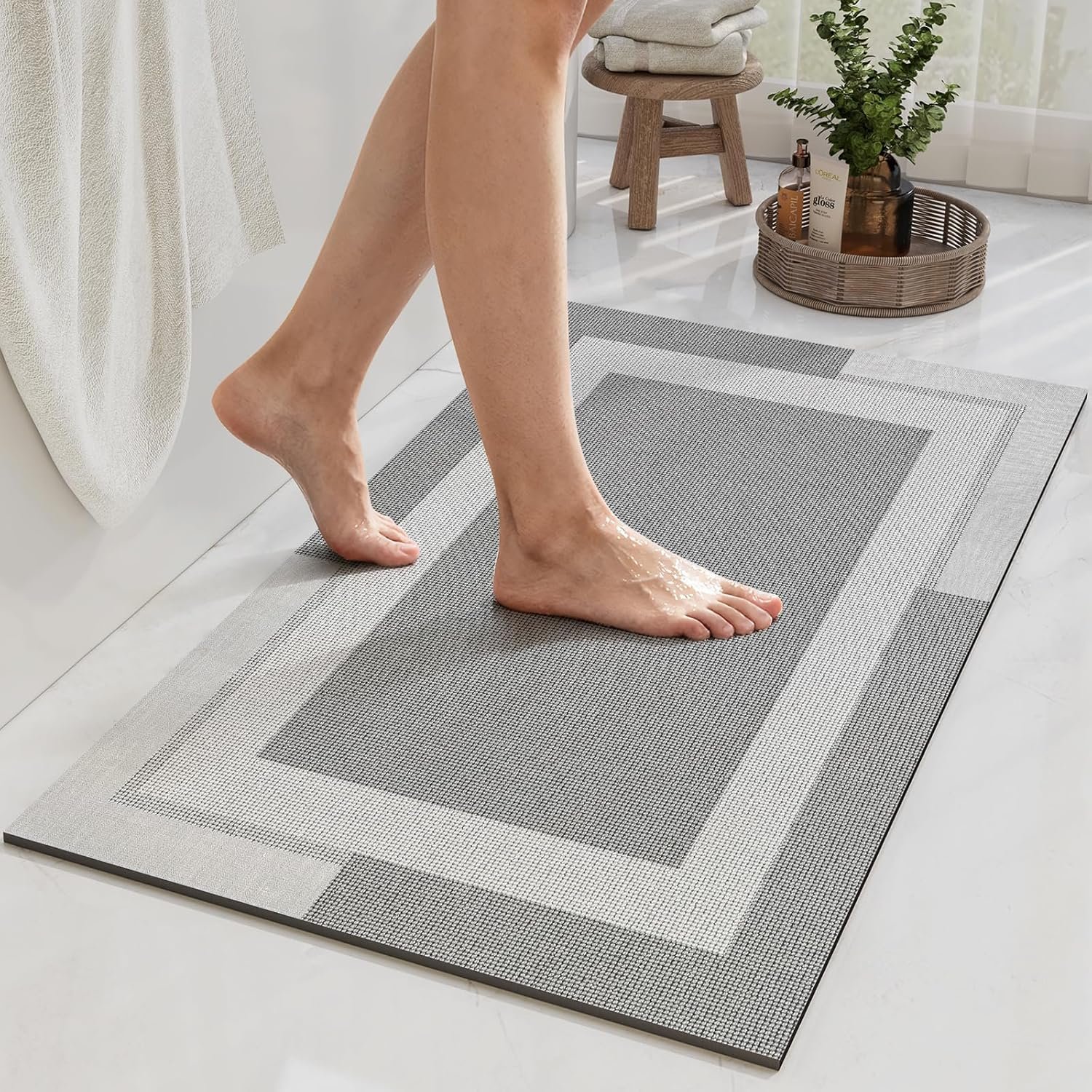 YDKGL Non Slip Bath Mat, Rubber Backing Ultra Thin Bathroom Rugs Fit Under Door Quick Dry Super Absorbent Washable Bath Rug Shower Mat for Bathroom Floor Bathtub Shower Sink, Easy Care Gray 16″x 24″