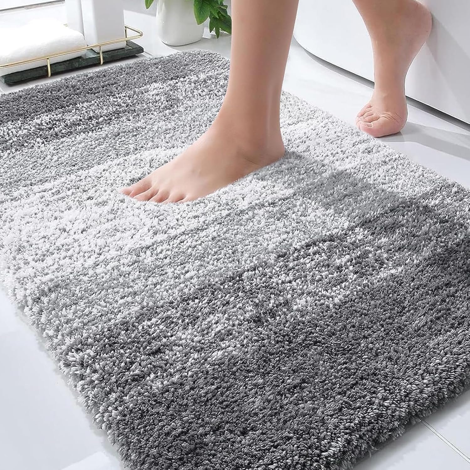 OLANLY Bathroom Rugs Mat 30×20, Extra Soft Absorbent Microfiber Bath Rugs, Rubber Backing, Quick Dry, Machine Washable Bath Mats for Bathroom Floor, Tub and Shower, Home Decor Accessories, Grey